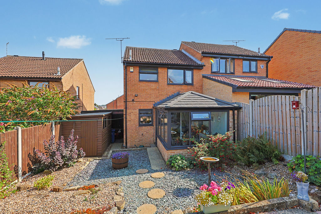 Braemar Close New Whittington